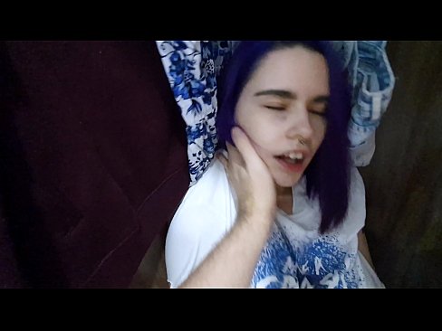 ❤️ Знайшов мою сестру в шафі і допоміг їй закінчити ️ Порно-відео у нас ️❤